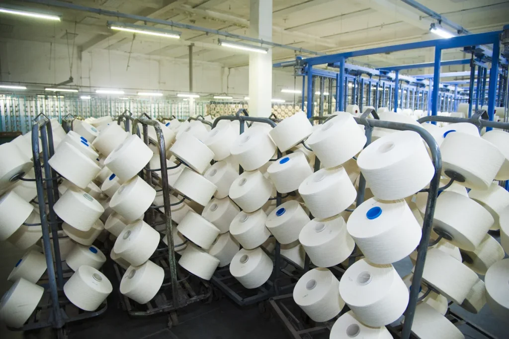 polyester iplik nedir